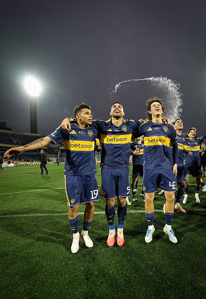 BocaJrsOficial's tweet photo. Made in @BocaPredio https://t.co/6mWijjbMxS