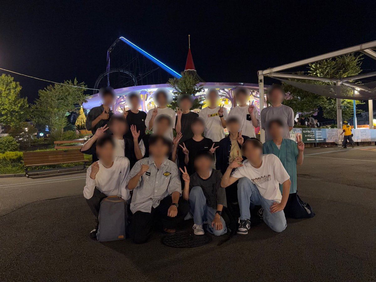 CREATE_rocket's tweet photo. 9月22日火曜日にCREATE🚀構造班のメンバーで富士急ハイランド🎡に構造旅行🧳に行ってきました❗
この旅行は構造班では毎年恒例の行事で、1年生・2年生・3年生の学年を超えた仲を深めることができました❗ https://t.co/FL2I39lq5B