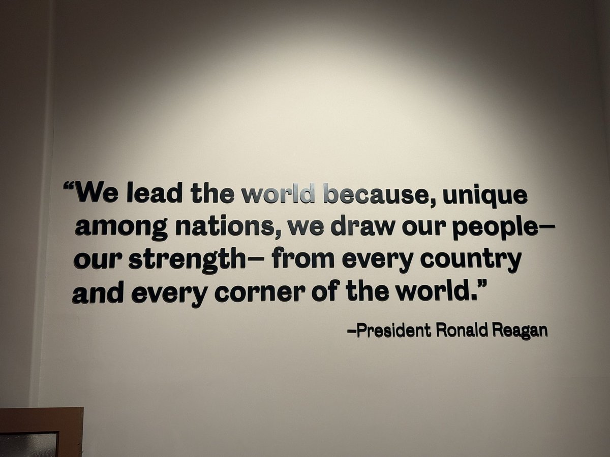 curtismorrison's tweet photo. @HouseGOP That we are a nation that welcomes immigrants. 🗽 https://t.co/UqhBTbZEMW