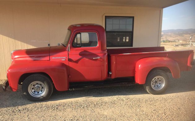 barnfinds's tweet photo. The seller is asking $8,000 (that's below book value) for this great-looking truck. Are there any International L-Series pickup fans out there? https://t.co/HHotpPkbUC https://t.co/z89kFddjeR