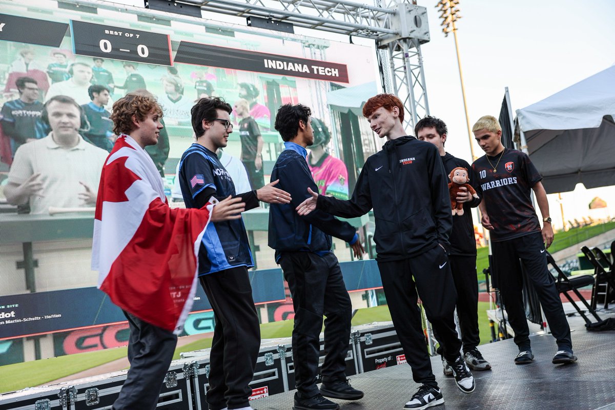 GLgamingcon's tweet photo. 🚨 IT’S GRAND FINALS 🚨

Watch #GLGC2026 Collegiate Rocket League @NorthwoodEsport versus @IndTechEsports 

📺: https://t.co/hN4uXgVPHk https://t.co/BnR6wVIwRQ