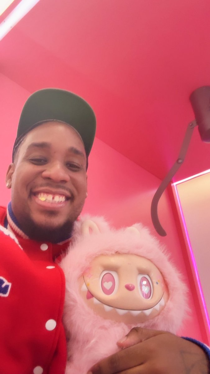 kayanthonyth3rd's tweet photo. Shot &amp; directed one of my coolest, cutest videos yesterday with my dawg @SwootyMac in Atlanta 📸🔥 This one is special. Music videos still matter. 🎥 https://t.co/mnFwTQB5v5