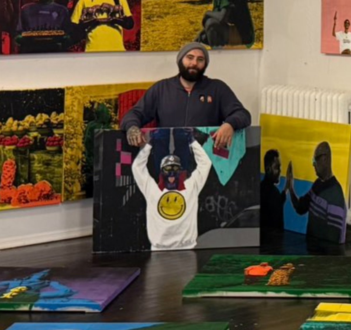 GTSewell's tweet photo. Right there with the legend himself ...

Cherish the moments spent with Justin and his time in Melbourne 🇦🇺 with @JLArtsphere climbing on my shoulders out the front of OSHI and @XCOPYART RCSAG mural. https://t.co/TCS3tSRV75
