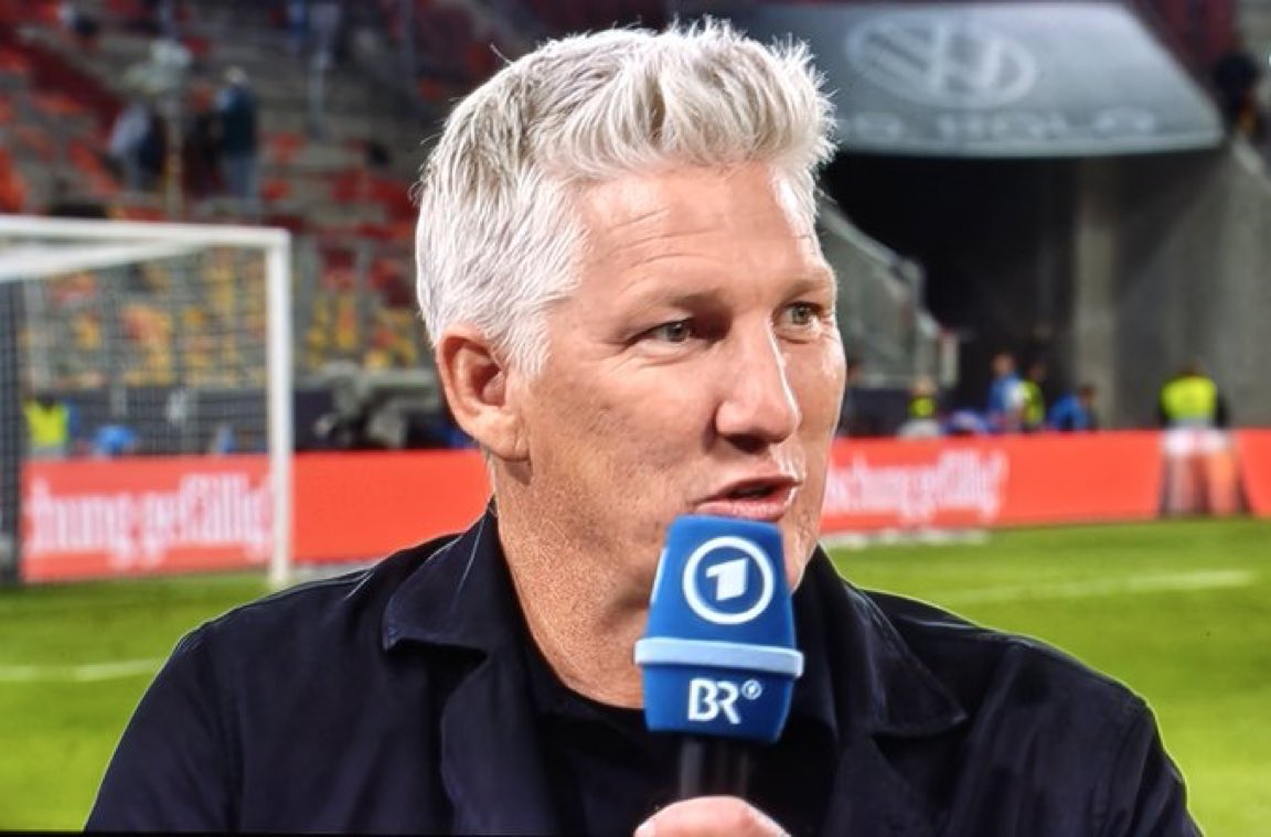 Mercado_Ingles's tweet photo. 🚨🗣️ 𝗔𝗛𝗢𝗥𝗔: Bastian Schweinsteiger después de que Alemania perdió 1-0 vs Grecia: 

“Ya no somos un equipo de élite. Ahora somos solo un equipo promedio. Ya no tenemos jugadores que marquen la diferencia. Incluso Grecia tiene a Karetsas, Tzolis, Pavlidis: para mí, esos son jugadores que marcan la diferencia. Con suerte, Jürgen Klopp logra desarrollar un equipo que pueda jugar al fútbol de Klopp”. 🔝🇩🇪