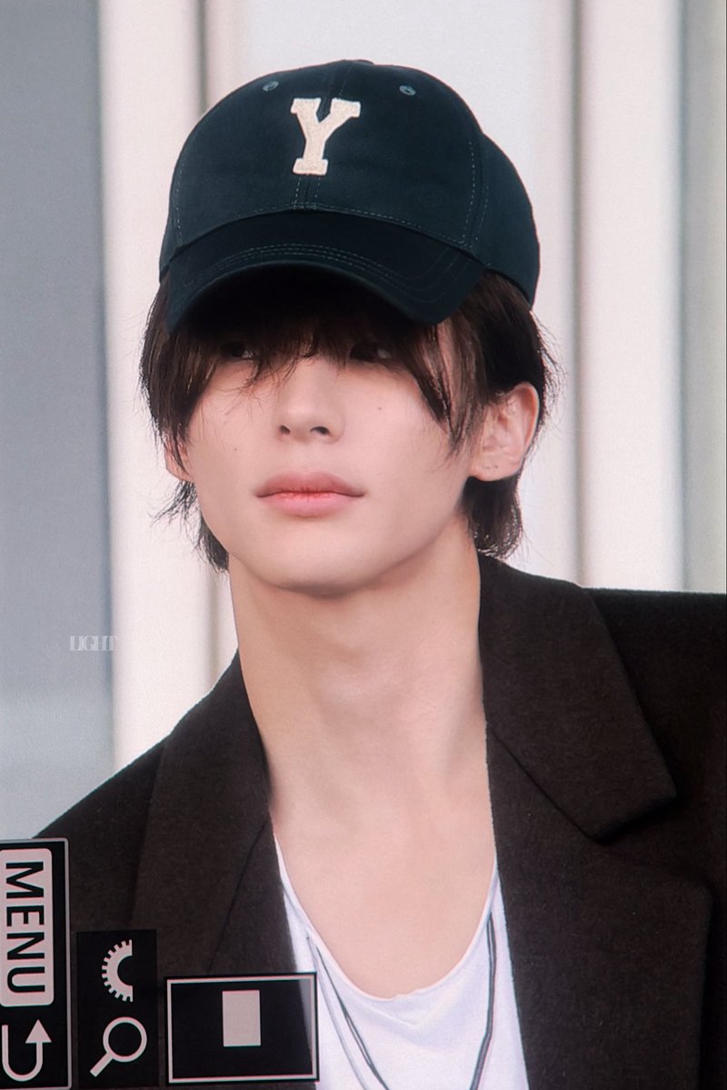 Light__094's tweet photo. 260928
#RIIZE #라이즈 #ANTON #앤톤 #アントン
#ANTONxSaintLaurent
#SaintLaurent https://t.co/waDrv6D2Bz