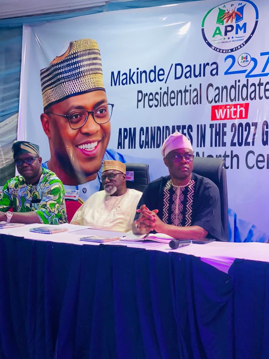 OfficialSeyi027's tweet photo. Live pictures from the ongoing meeting between the APM Presidential Candidate and Governor of Oyo State, HE Engr Seyi Makinde, @seyimakinde his running mate, HE Alhaji Lawal Musa Daura, and all candidates for the 2027 general elections from the north central zone. The meeting is taking place in Lafia, Nasarawa State ahead of the scheduled North Central Town Hall meeting of APM. 

Join the #ResetNigeria movement. 

APM…Nigeria First!