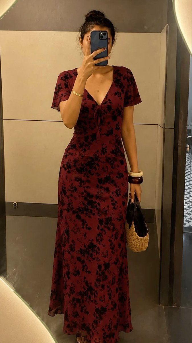 mssethiiPi2lu's tweet photo. My man is getting me this dress y’all🥺💕🫶🏾
I love him🫂🥀 https://t.co/HuAfJU5f8c
