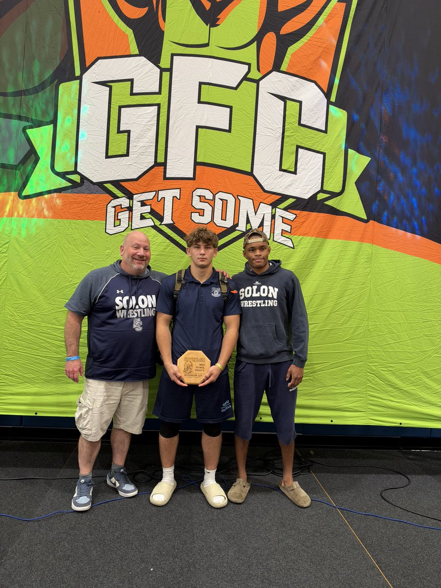 WrestleSolon's tweet photo. Nick Medow dropped his finals match for finish as the 185 pound HS Varsity division Runner Up. 

Awesome job Nick!!

Shout out to “Assistant Coach” Brandon Vinson for the corner work today. 

#GetSome https://t.co/iEQDEyomv5