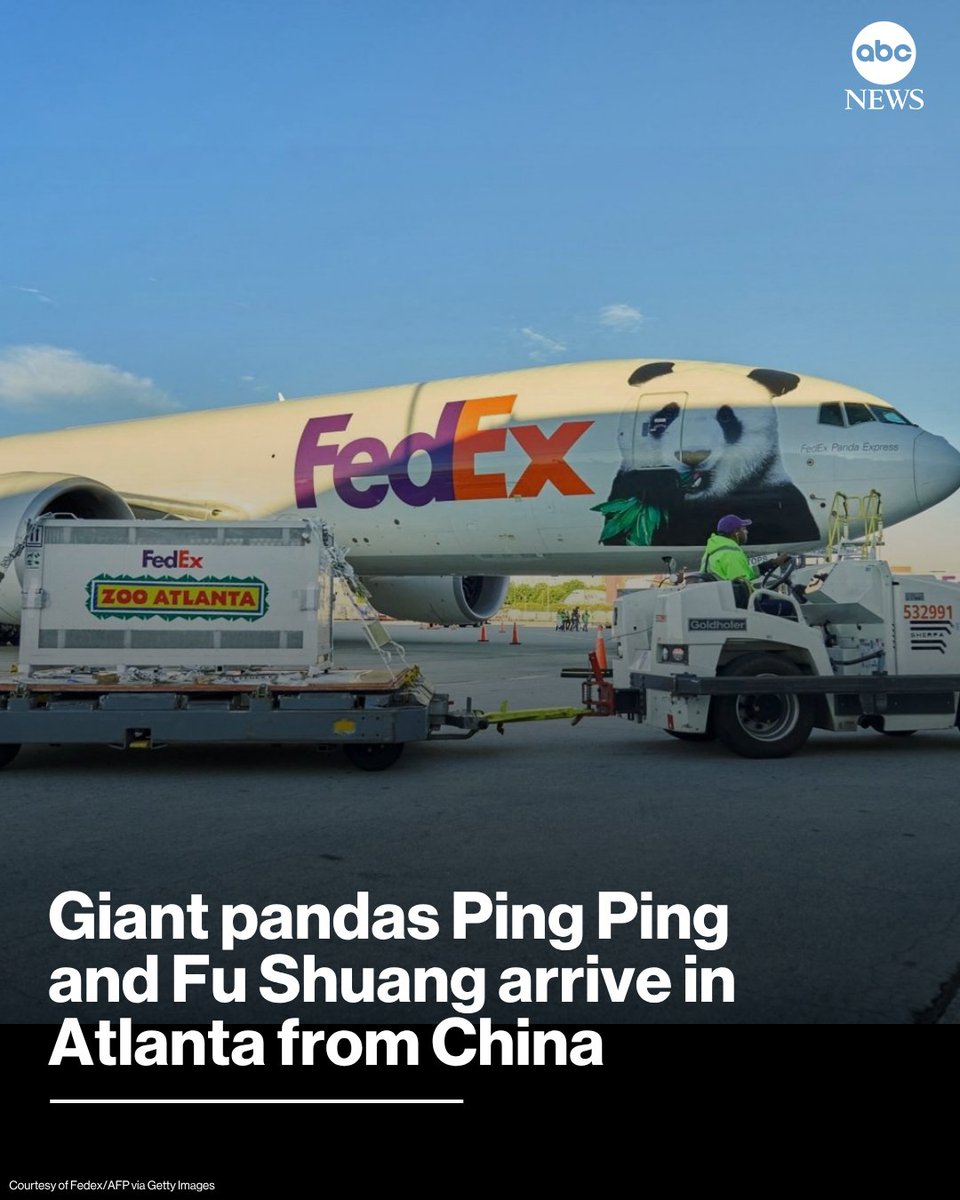 ABC's tweet photo. Two new giant pands have arrived at Zoo Atlanta, just days after Chinese President Xi Jinping announced the pair would be coming to the United States. https://t.co/JSssSU2S8g https://t.co/EYrzWf1v8x