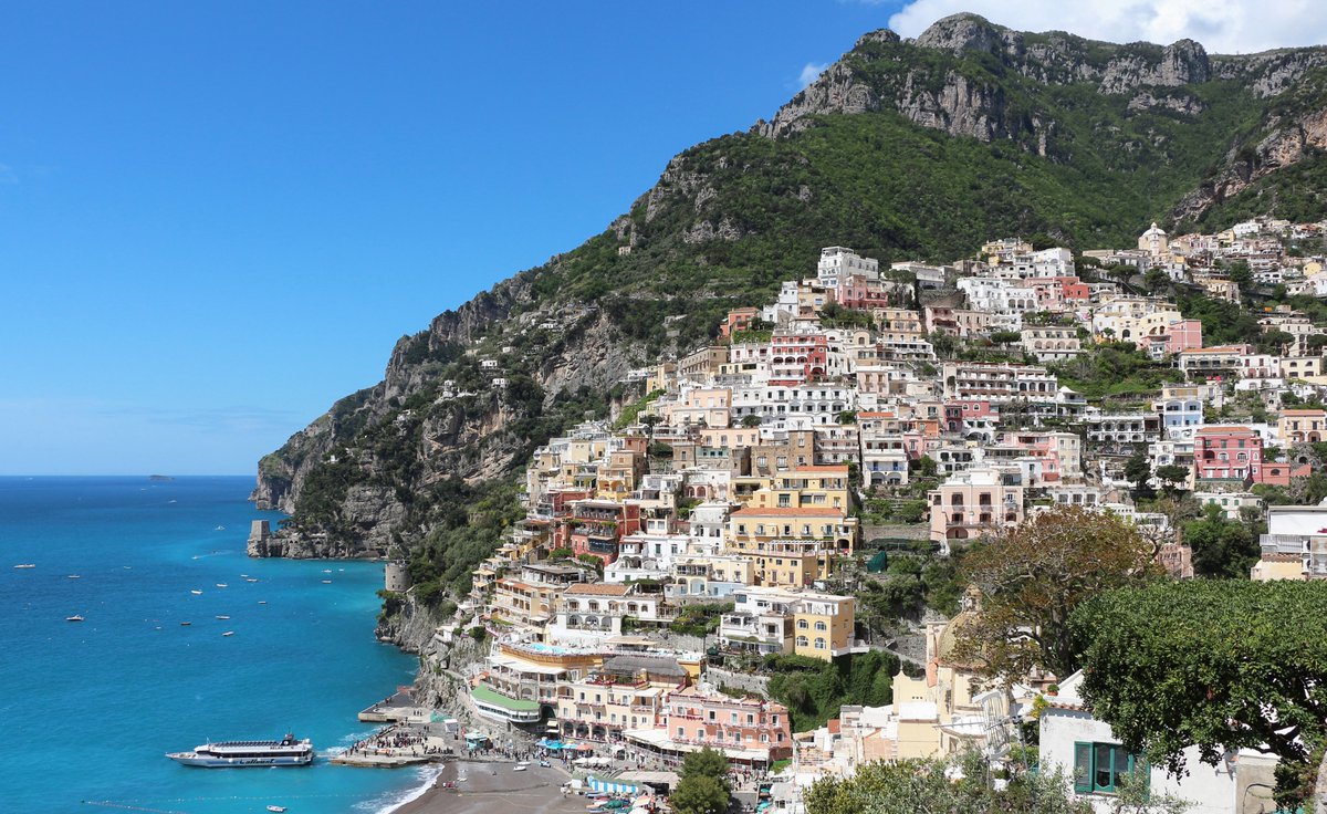 jwdavidho1's tweet photo. Amalfi, Italy.
Ripley’s Italy: beautiful enough to envy, quiet enough to disappear into. The sea keeps its secrets. https://t.co/gpqwv1qO4w