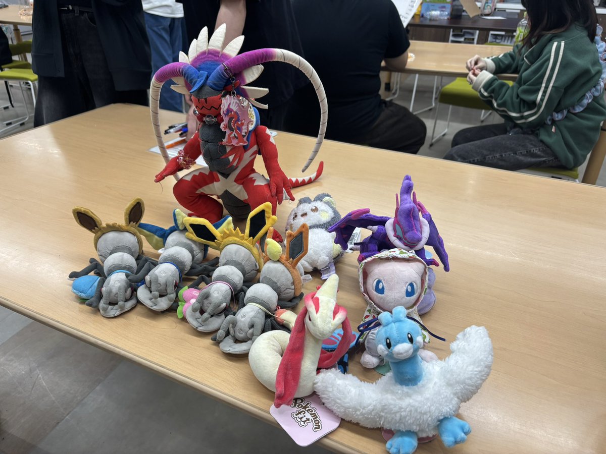 haruto_pokecard's tweet photo. LPPUレックウザ流しそうめんに参加✨
トークと食べるのに夢中でそうめんの写真は撮り忘れました(ノ≧ڡ≦)☆
#LPPU
#LPPUポケぬい
#レックウザ流しそうめん https://t.co/bSdTZYWGBD