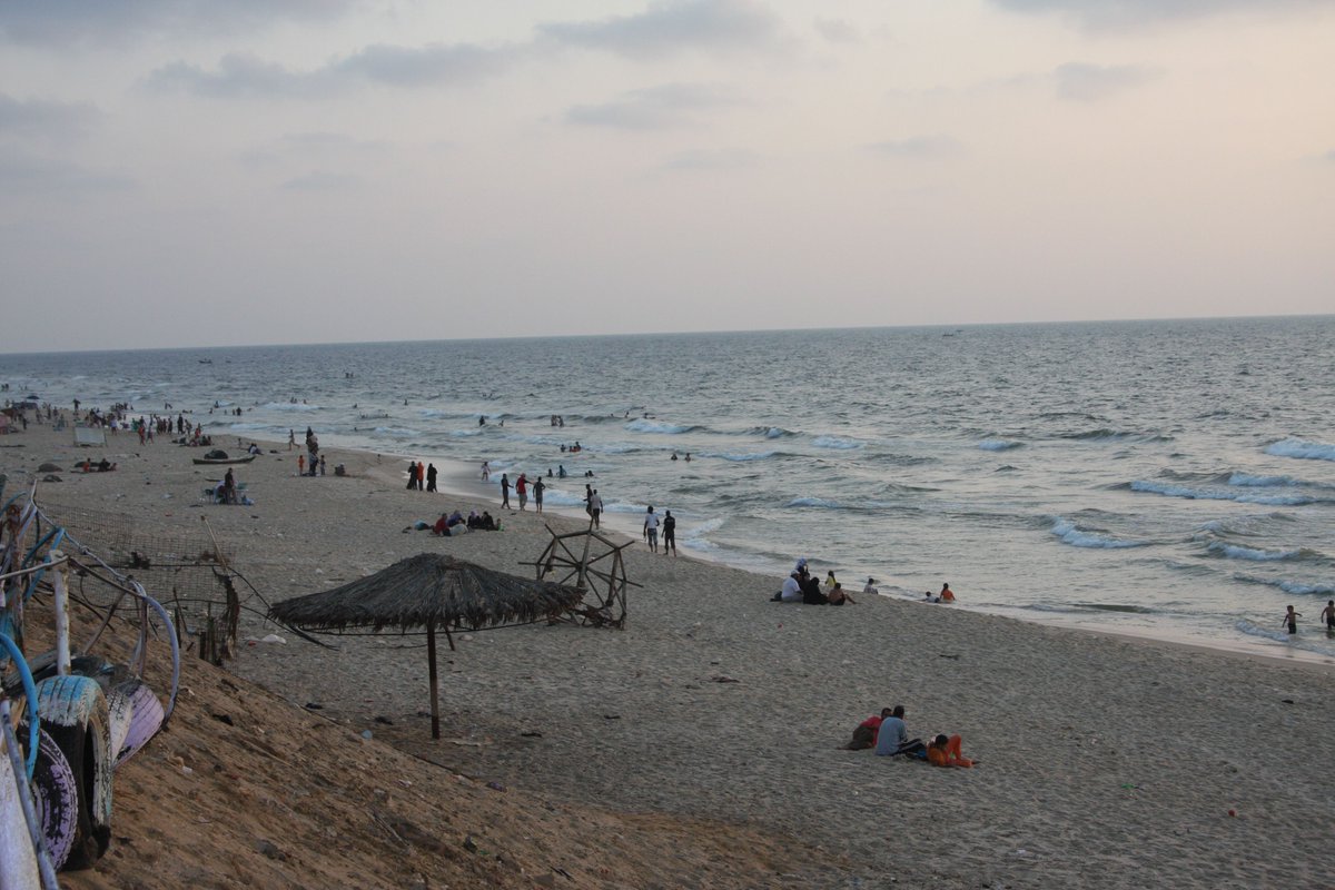 jwdavidho1's tweet photo. Gaza's coast after so much was taken. Sand, light, and the quiet of what is no longer ordinary. https://t.co/GhKXy1fL6T