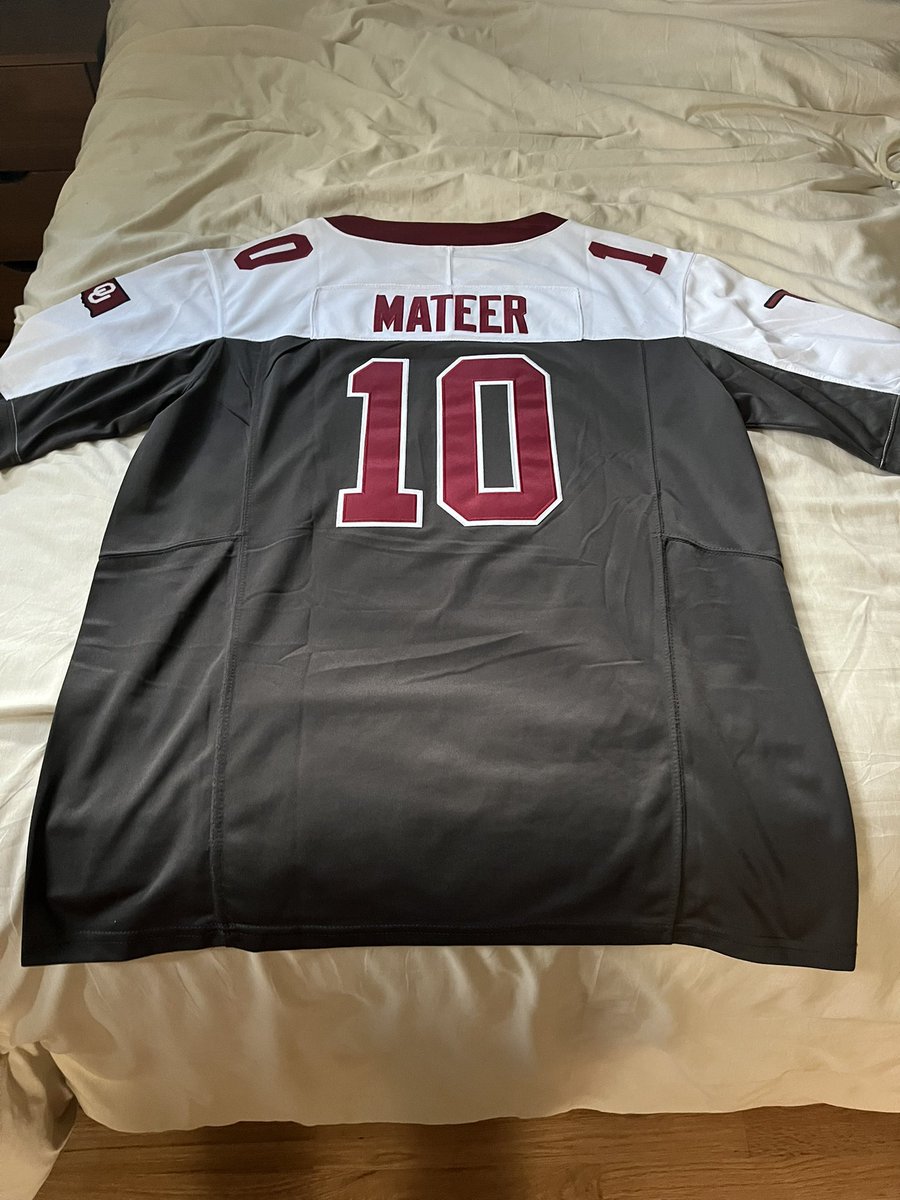 RyanClubb7's tweet photo. @OK_Breakdown I was so excited when I first got this a couple years ago and I’ve held out hope this entire time. Finally making the decision to take it out of the closet and into some tote where it will live for the next 10 years until we finally throw it away or use it as a shop rag https://t.co/uJWgwltUqw