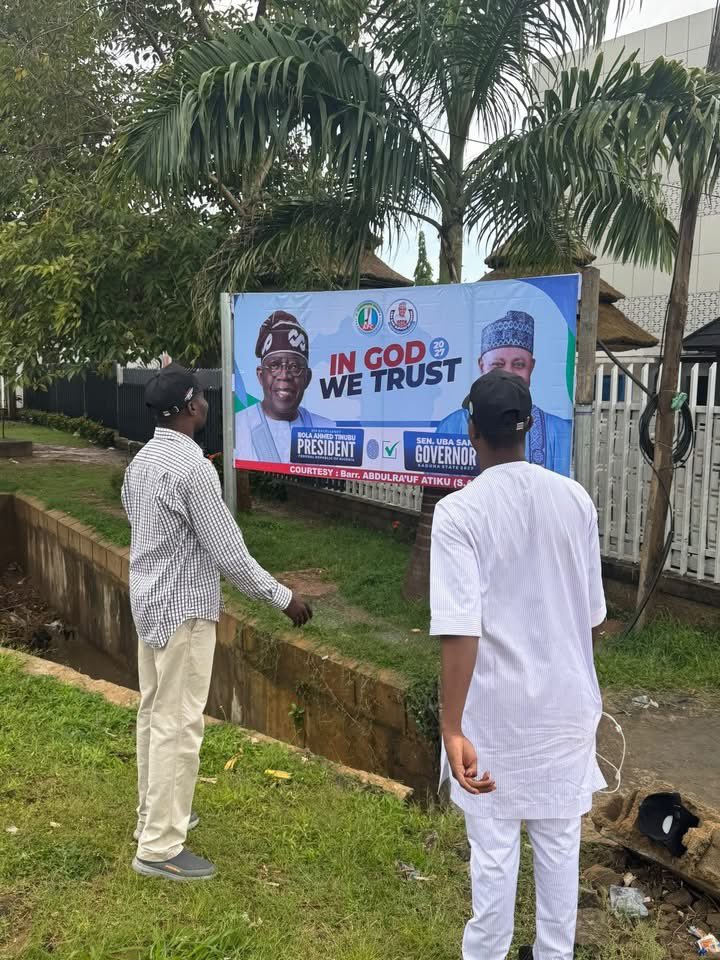 UbaSaniSupportN's tweet photo. The Senator Uba Sani   Support Network celebrates the dynamic synergy between President Bola Ahmed Tinubu and Governor Senator Uba Sani   as they pilot the affairs of our nation and state toward greater heights. We remain steadfast in our mobilization and solidarity.
@ubasanius https://t.co/NTtlm7Qf4m