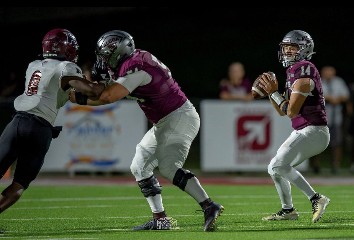 CadenGang12345's tweet photo. Clearing the way and clipping buzzard wings for our QB last Friday night against Fulton! 🌪️

@tornados_fb @CoachAllen02 @5StarPreps @247Sports @2HYPEsports @247recruiting @Rivals @RivalsHS @rivalrythursday @On3 @PrepRedzoneTN @prepxtra @PrepRedzone @CSmithScout @briannixalcoa @FightingScot61 @SweetlandDavid @CSmithScout @CoachO_MTSU @FBCoachK @Coach_Nady @CoachMikePolly @CoachTrautFB