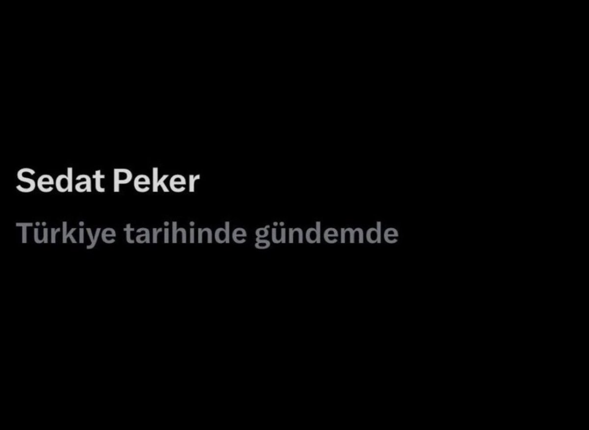 Hikmetcicek3429's tweet photo. Ekranlarda yine REİS SEDAT PEKER var! 🇹🇷

Adı anıldığında milyonların kulak Verdiği, sevenlerinin hasretle beklediği kıymetli Büyüğümüz 

@sedat_peker #sedatpeker #SedatPekerKardeşliği https://t.co/cclq7v8PTp