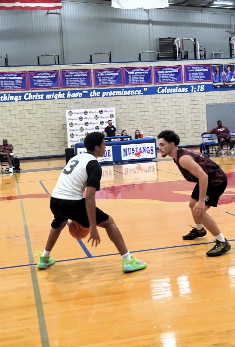 bobbymwilliams's tweet photo. 🔥 5 PLAYERS. ZERO SUBS. ALL HEART. 🔥
And we STILL came out on top against AJ3!!
@BRBoysBball @thehoopvibe #victory #fallleague https://t.co/Pq3mwt228j
