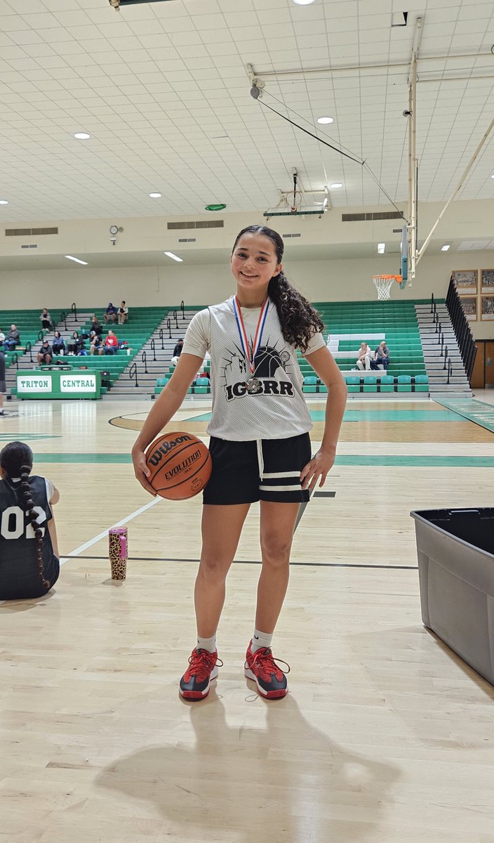 AaFigueroa2030's tweet photo. Thank you @coachbeckett for a great #PPC26 Got a great workout in with @coachbgorman
🏅Placed second in the skills competition
🎖Named All-Camp
#PPC26 #HighlandHighSchool #Classof2030
@4CSportsAcadIN @cityelitebb https://t.co/RUbebXdpc0