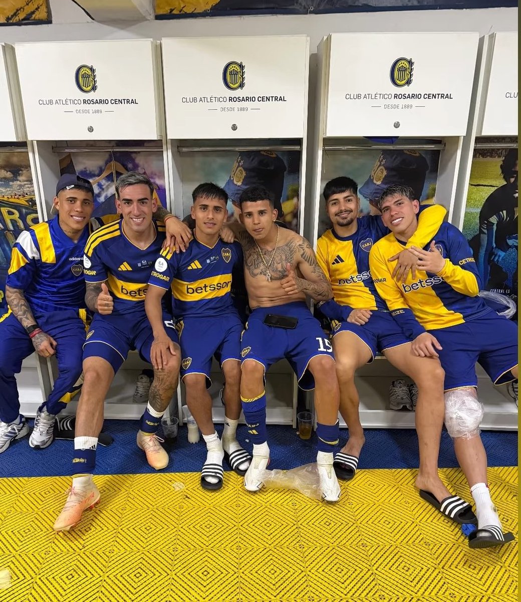 blaugcabj's tweet photo. la vacilan grande nuestros turros che https://t.co/1Zs53yOVjt