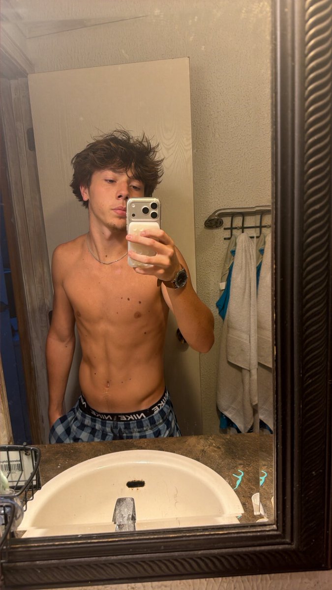 thedaleydose's tweet photo. just dropped the link Dm me or go to link in bio😘 https://t.co/OXjx7I7b9i