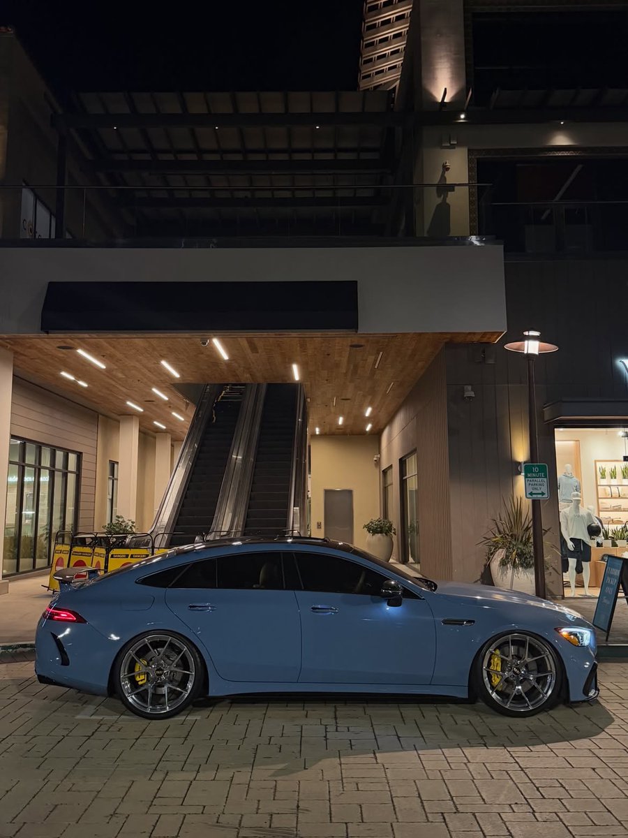 ApexDistrictX's tweet photo. Mercedes-AMG GT63 S 🚀 https://t.co/zjSrpUNE74