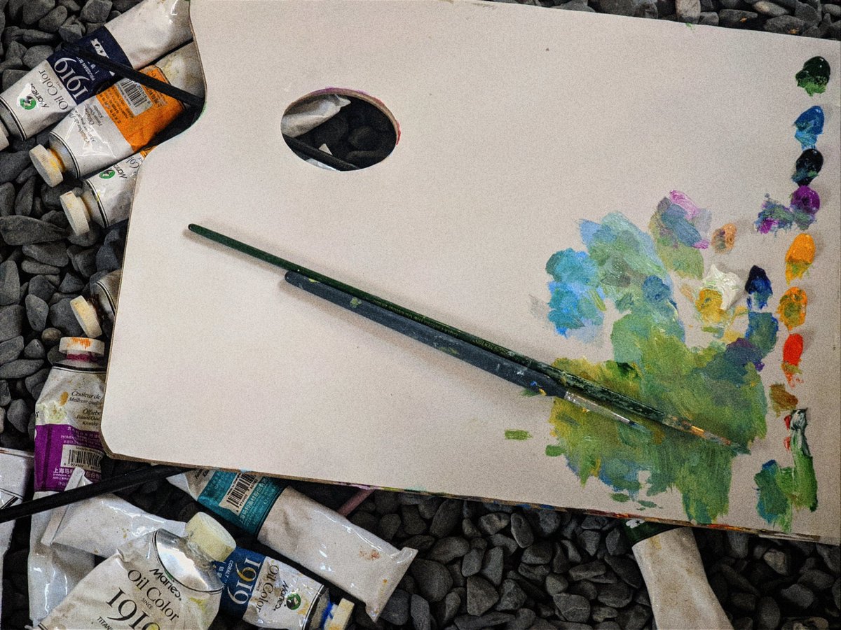 LouieClived9's tweet photo. Step into the soft strokes and vibrant hues of our pop-up watercolor workshop today—creativity blooms when you pick up a brush!， https://t.co/HtwPRgq174