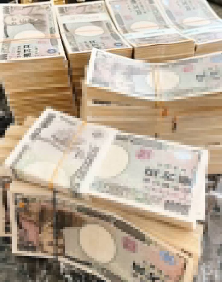 8uukf's tweet photo. もし今日、600万円もらえたら何に使う？🤔💴

① 借金を返す
② 投資する
③ 人生をもっと良くするために使う https://t.co/jhjmN02bYl