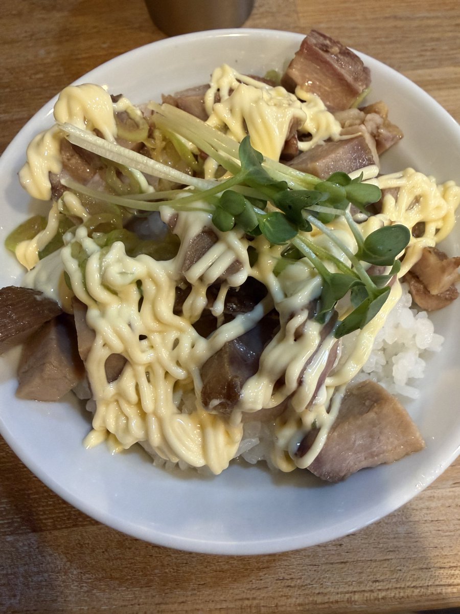 sienmatu's tweet photo. 安曇野市
陰陽一
陽ラーメン
ネギマヨチャーシュー丼
81杯目 https://t.co/gu3BwKQtoV