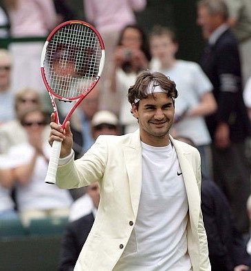 OnlyRogerCanFly's tweet photo. ¿Sabías que…?

Roger Federer 🇨🇭 es el único tenista con más del 90% de efectividad durante una temporada en los tres “Big Tournaments” disputados anualmente (1990-2026/Men’s Singles):

📍2006

Grand Slam | 96’4% (27-1) 🏆🏆🏆
Masters 1000 | 91’9% (34-3) 🏆🏆🏆🏆
ATP Finals | 100% (5-0) 🏆