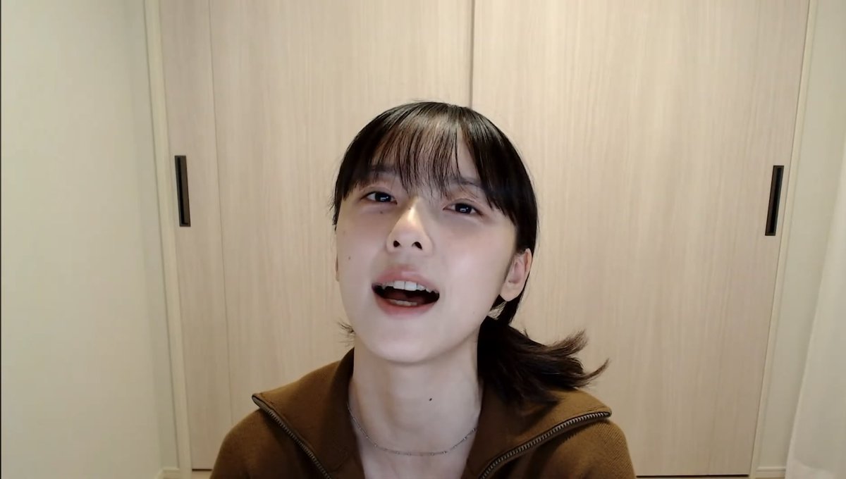 ranglergyu's tweet photo. こういうはち切れそうなネックレスたまらん
首締まるの好きなのかと想像しちまうよ https://t.co/pzxEHsmICA