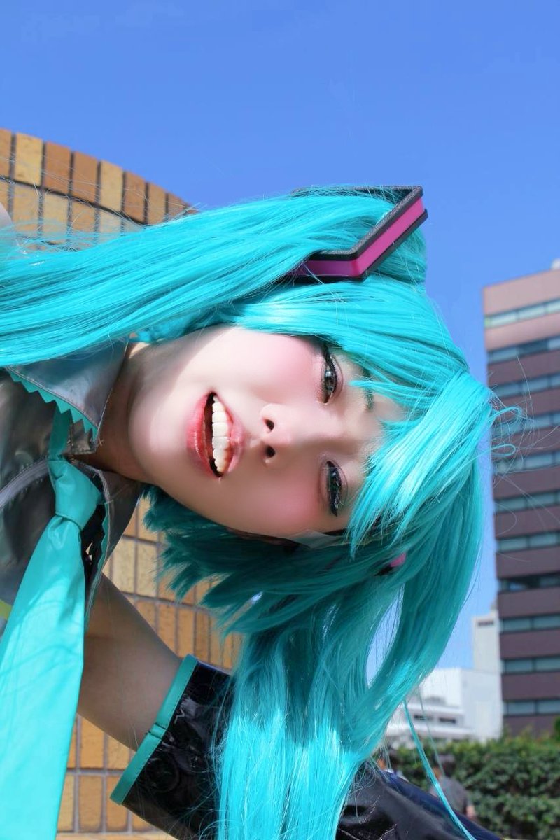 Shiu__cosplay's tweet photo. cos/初音ミク

　おはよー！マスター！

#池袋アコスタ
#初音ミクコスプレ https://t.co/t0P6cZnBIu