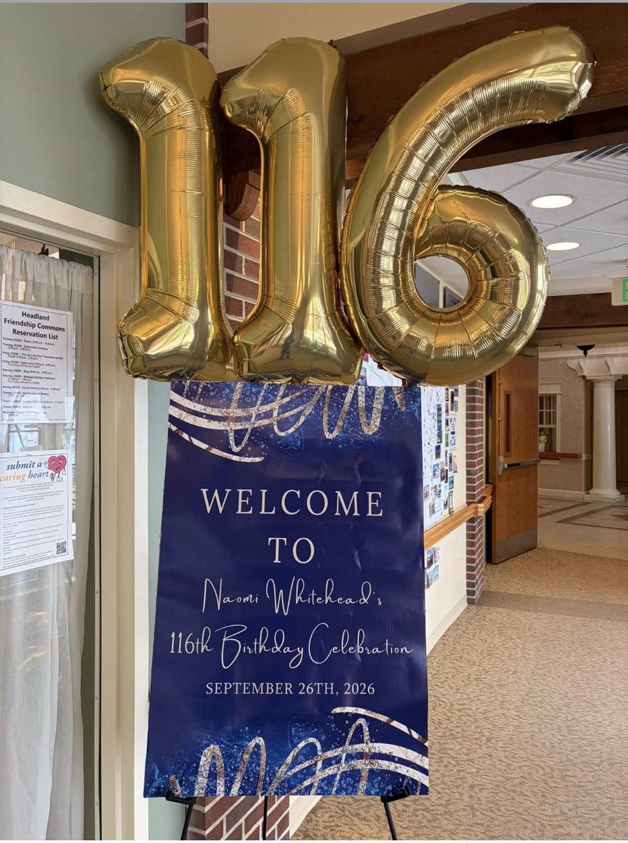 ClassiestQueen's tweet photo. My auntie Naomi celebrated her 116th birthday this weekend! Her little brother is my great grandfather! My mommy went up there to celebrate 💐 oldest citizen in the USA, 2nd in the World! https://t.co/5Mr2FPhl4b