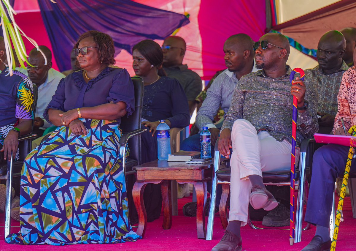 CSBeatriceMoe's tweet photo. Haggai 1:8 "Go up to the mountain, and bring wood, and build the house; and I will take pleasure in it, and I will be glorified, saith the LORD".

At a fundraiser in support of the construction of Africa Inland Church (AIC), Kalokol in Turkana Central.

CS Kipchumba Murkomen was the Chief Guest.