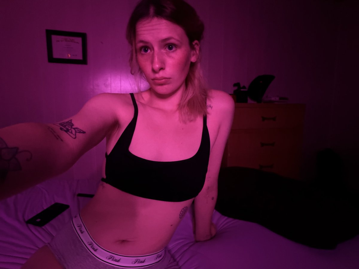 hailey_vip21's tweet photo. Looking for a man who knows how to spoil his favorite girl....🩷🩷
Who's ready to take care of me???
#thicc
#petite
#blonde #nsfwtwtًً  #spicy #curvy
#Followfri https://t.co/a8McskD4m2