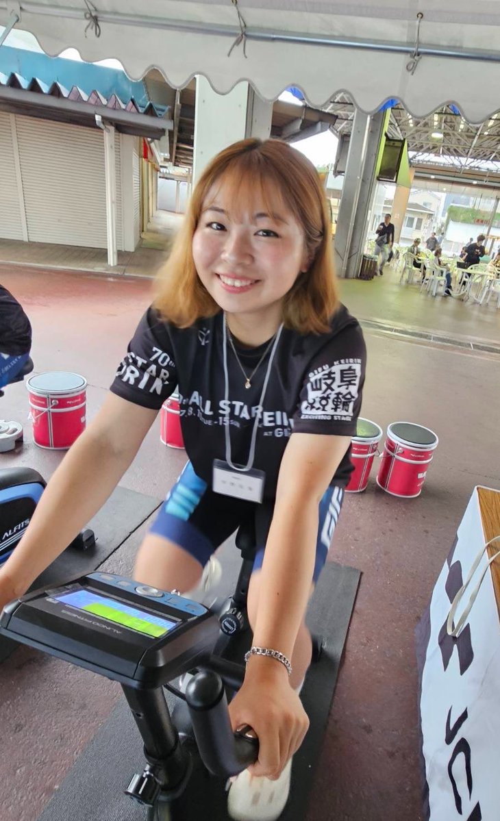 KeirinGifu2025's tweet photo. #長良川鵜飼カップ　#岐阜けいりん
ナイターG III 本日3日目です
　
連日　#選手会岐阜支部　ブースは大盛況
本日も選手の皆さんがお待ちしています
　
今日のメンバーは
X固定ポスト　
もしくは選手会岐阜支部の
Instagramでチェック👍✨ https://t.co/3AyX9u38Z0