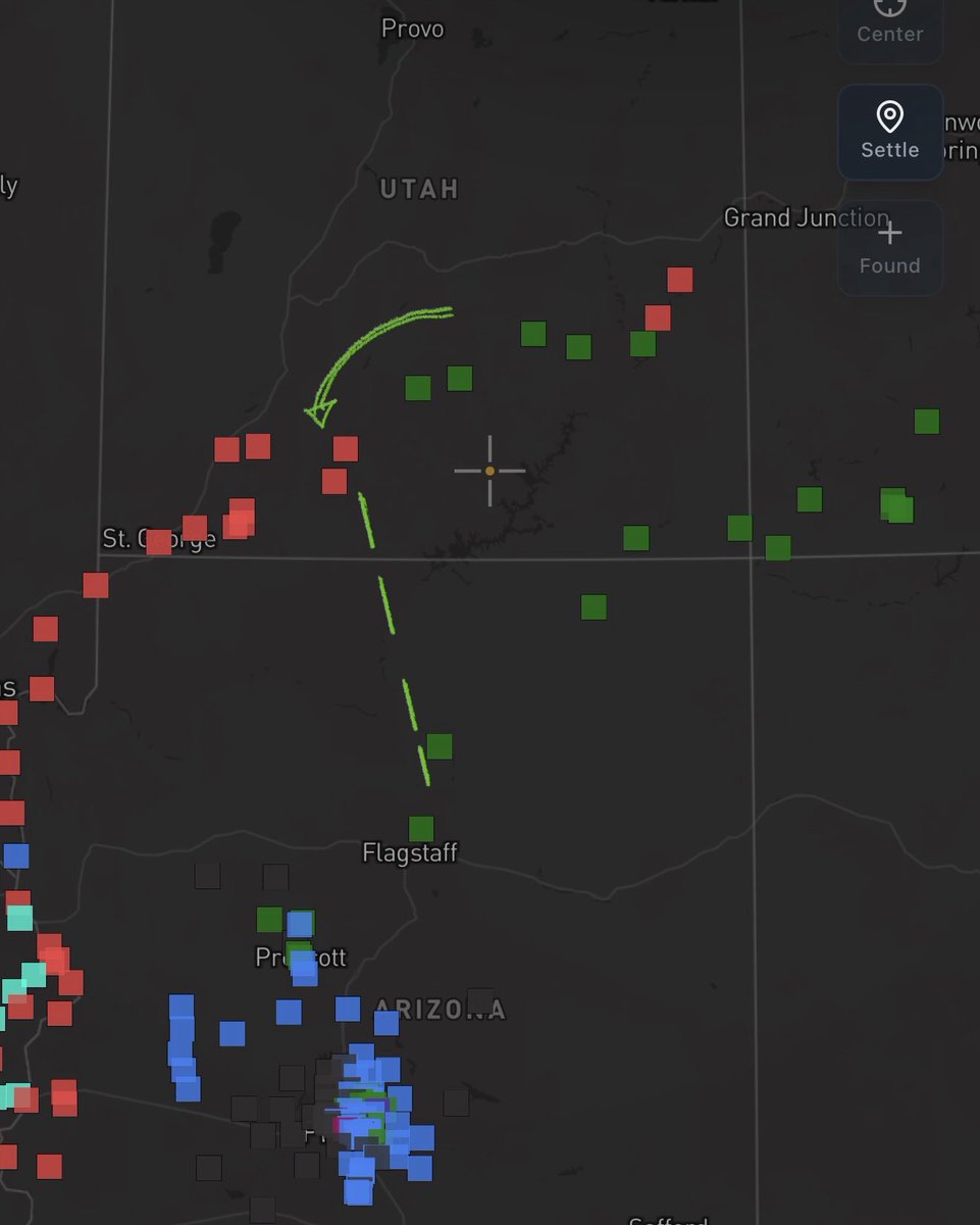 syndicatealerts's tweet photo. Napoleon (green) is utilizing the mortar loot item to soften up (red) Zeroboy’s northern front. Forces marching in as I type this! This is so cool to watch unfold for me. https://t.co/Ecl6gohzV6