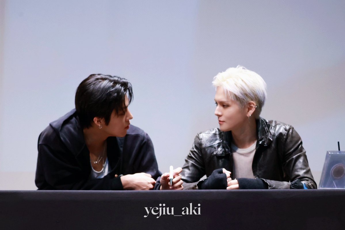 KMbajeon's tweet photo. KENAPA AK BRU iat INIII https://t.co/tZTeRxZPdX