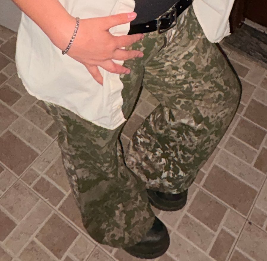 crazyddyke's tweet photo. BTW I ATE THEM PANTS OUUUUTTTTT https://t.co/fYY1vzF202