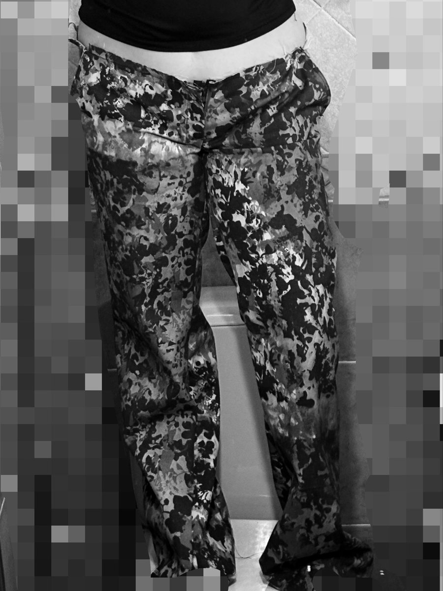 crazyddyke's tweet photo. BTW I ATE THEM PANTS OUUUUTTTTT https://t.co/fYY1vzF202
