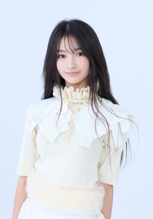 Olgasoing's tweet photo. 13歳とんでもない逸材現る https://t.co/djrUQAsIhq