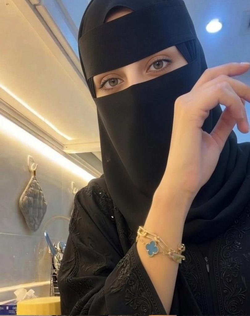 khtabh79953's tweet photo. للنقاش ؟ 

الرجل بعمر 59 سنه  هل هو قادر على الزواج  با امراة بعمر 33؟ https://t.co/hhTlCoTyvR