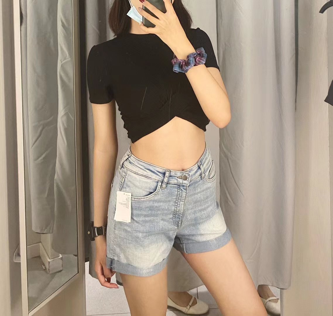 Wang1111nip's tweet photo. 诱人吗
#女大 #自拍 https://t.co/WEW455Tm5y