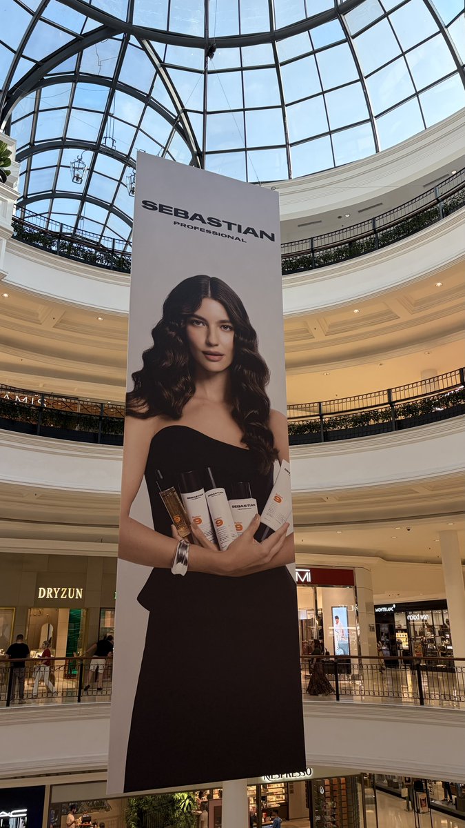 archiveguillen's tweet photo. alanis guillen para sebastian professional no shopping pátio higienópolis. (2026) https://t.co/bRIl5Q7V2F