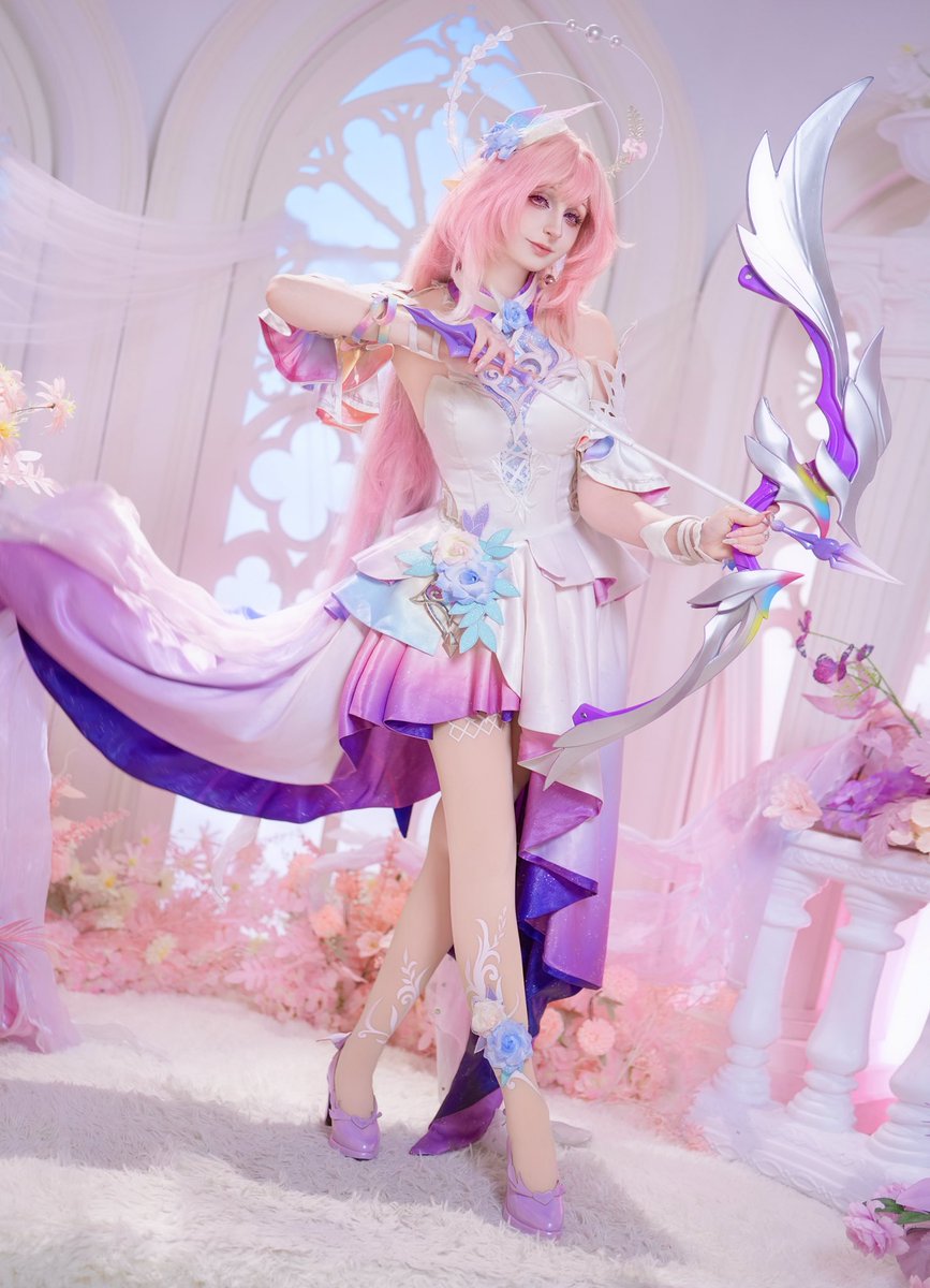 MisaJoestar's tweet photo. Cyrene ๐ Shooting in China is peak ~
#cyrene #honkaistarrail #cyrenecosplay #cosplay https://t.co/5bnfuj2c2p