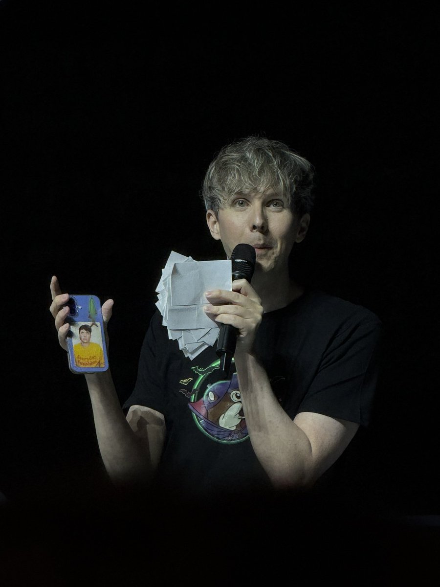 firstpinof's tweet photo. THIS BEAUTIFUL MAN https://t.co/iJAAeUVhze