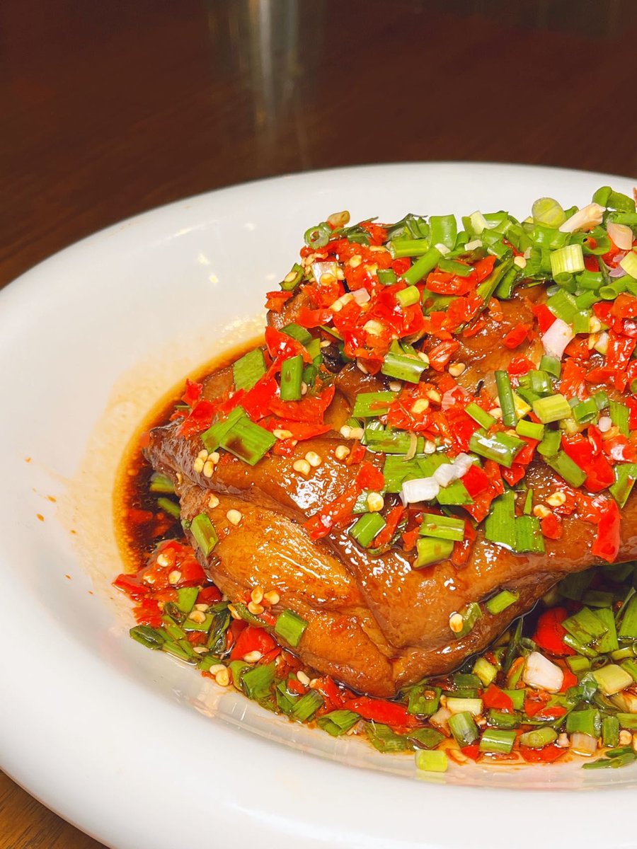 rhrmqehowl's tweet photo. Just tried a super spicy Sichuan dish that made me cough—total fire in my throat! https://t.co/MJ9WJdOk0d