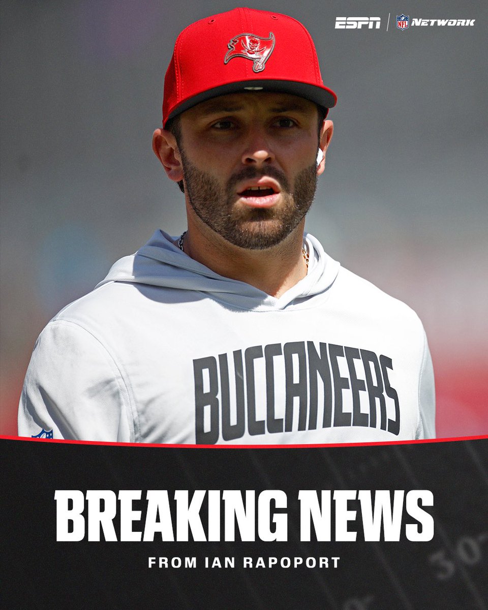 RapSheet's tweet photo. #Bucs QB Baker Mayfield dislocated his right thumb, per coach Todd Bowles. MRI tomorrow. But likely to miss time. https://t.co/U5jZKK1oQ8