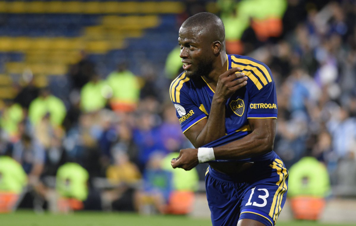 SofascoreLA's tweet photo. 🇪🇨 Enner Valencia es el jugador de campo en un equipo de Primera División que menos toques necesitó para una Nota Sofascore 10 en TODA nuestra base de datos. https://t.co/9NdLZjizng