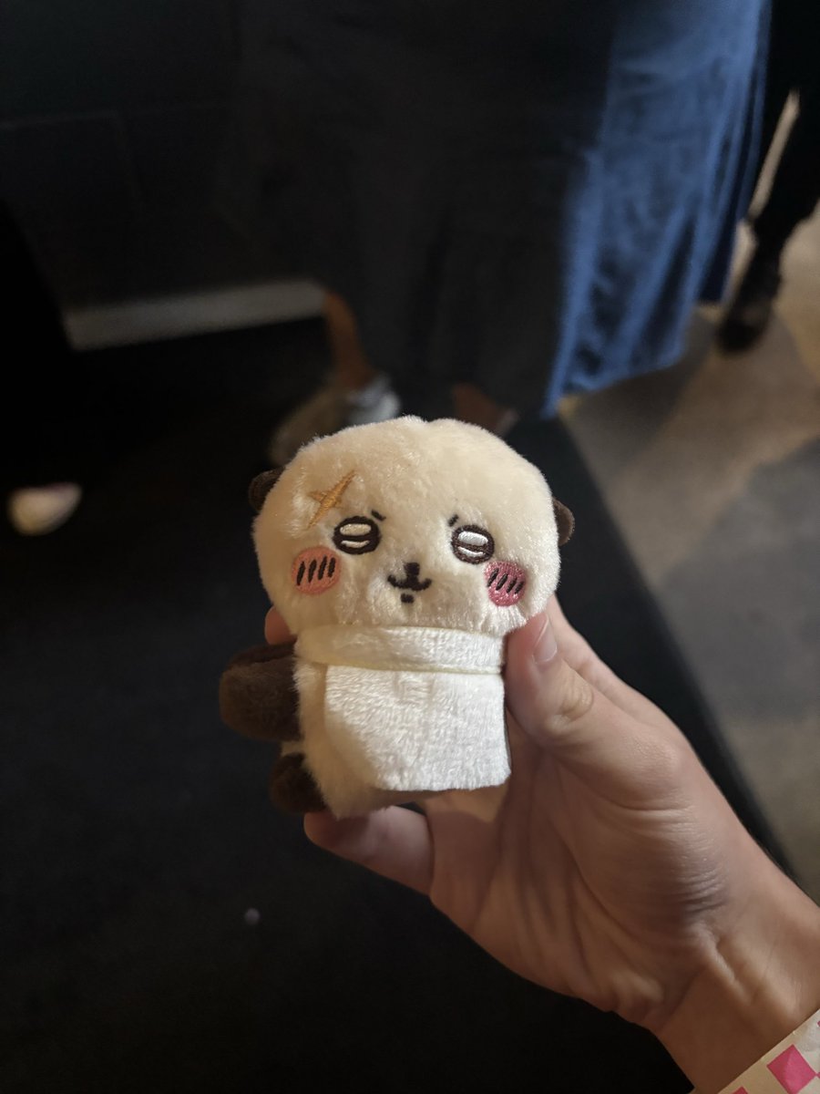 lonelyicepop's tweet photo. WHO LOST THEIR SON AT DAN AND PHIL AUSTIN https://t.co/ZkcK7PGVhK