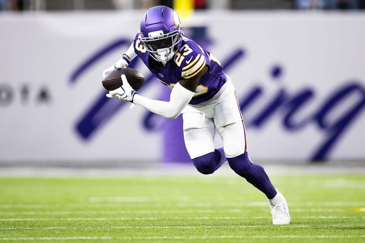 proowls's tweet photo. 9/27: Former @FAUFootball star @TuneLight1 had 5 Solo Tackles (11) and 8 Total Tackles (14) for the @Vikings! #FAU #FAUFootball #Vikings #OwlNation #OWLin #WinningInParadise https://t.co/PzIrpZp2bk